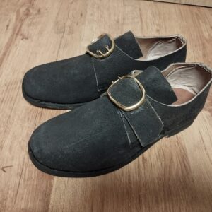 Schnallenschuhe